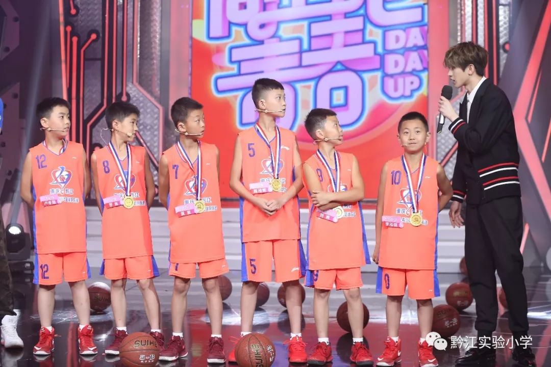 竞技与娱乐结合，中国篮球真人秀亮相荧屏