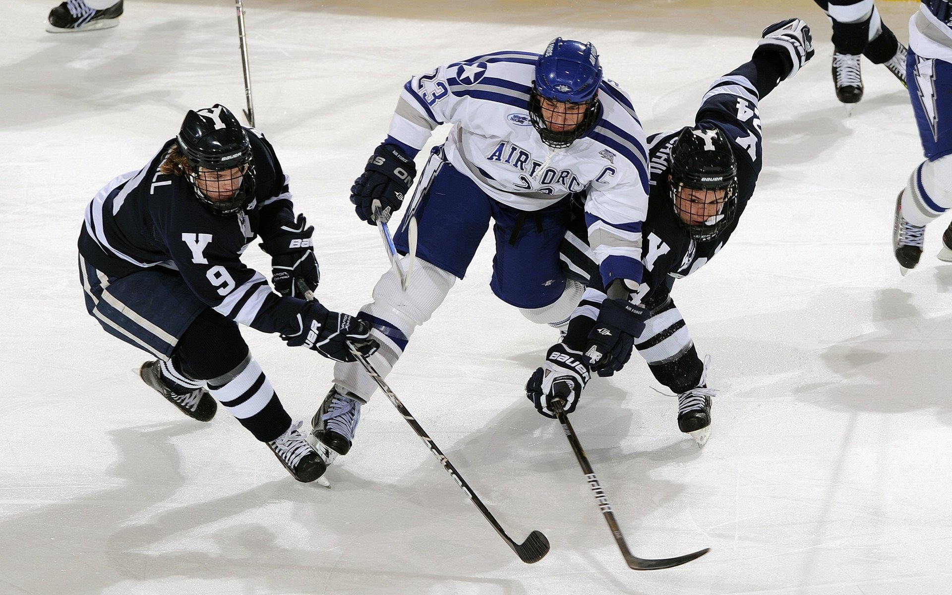 法甲豪门对决：技术流与力量流的碰撞