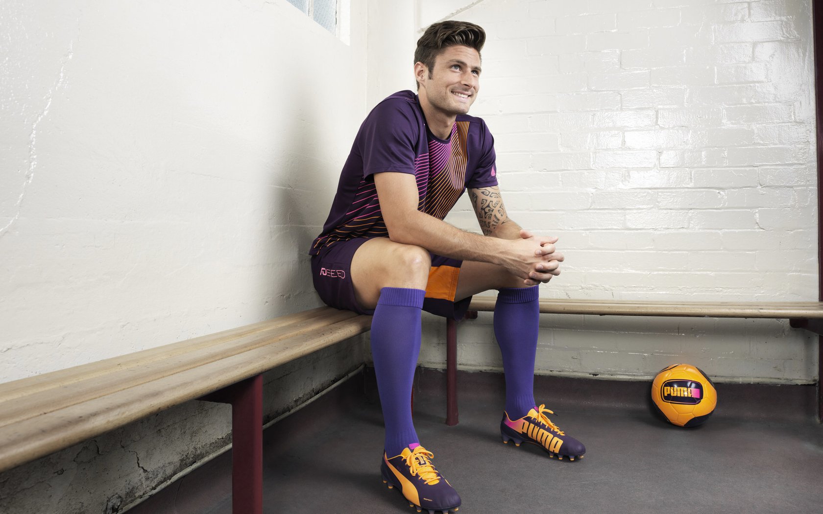 英超焦点战,平局收场关键数据分析,比分2-2,英超收官战